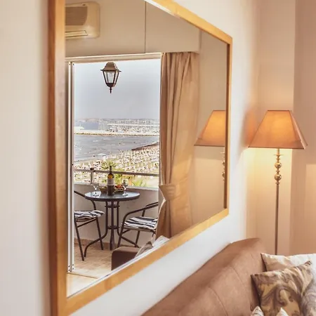 Beach Haven Larnaca Exterior photo